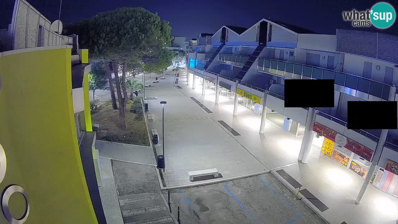 Spletna kamera Bibione Nakupovalna ulica – v živo