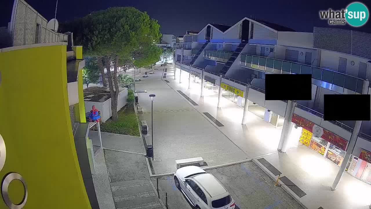 Bibione Shopping Street Webcam – Live View