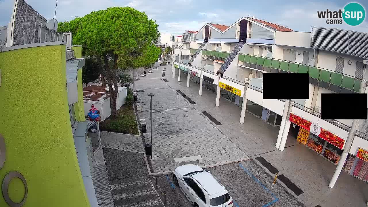 Webcam Rue Commerçante de Bibione – Vue en direct