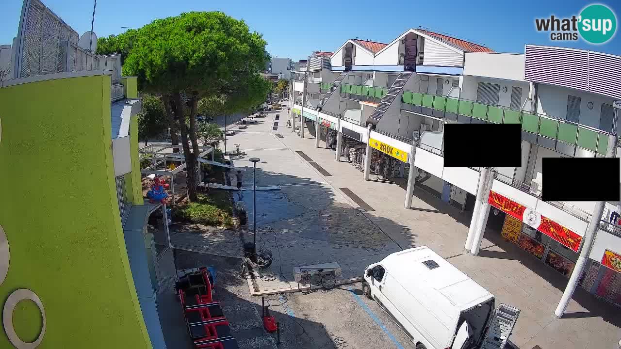 Webcam Rue Commerçante de Bibione – Vue en direct