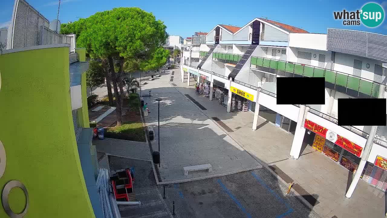 Bibione Shopping Street Webcam – Live View
