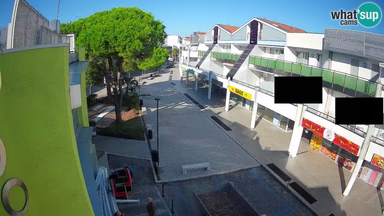 Bibione Shopping Street Webcam – Live View