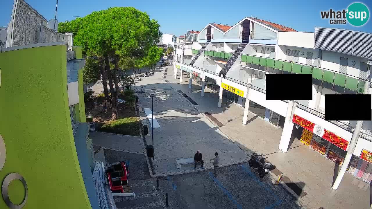 Bibione Shopping Street Webcam – Live View