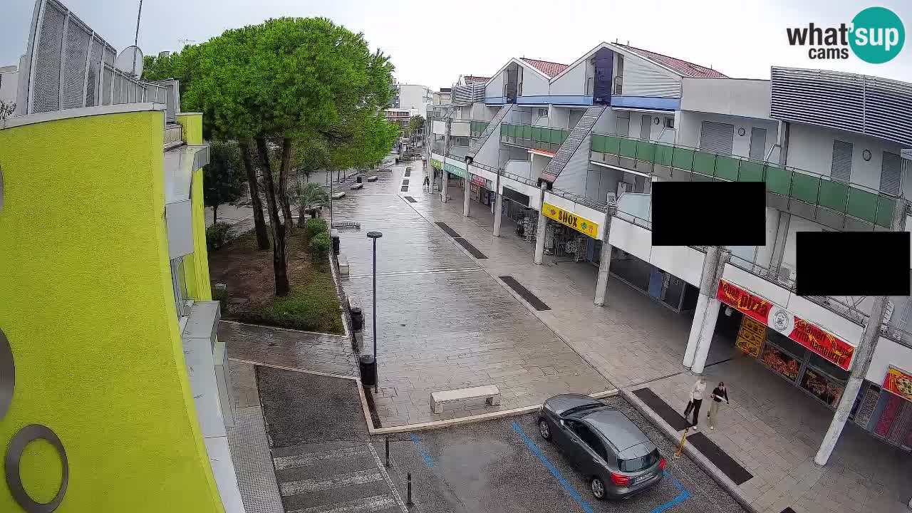 Bibione Shopping Street Webcam – Live View