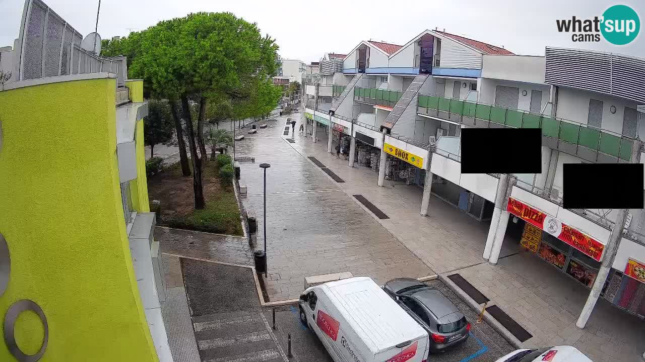 Bibione Shopping Street Webcam – Live View