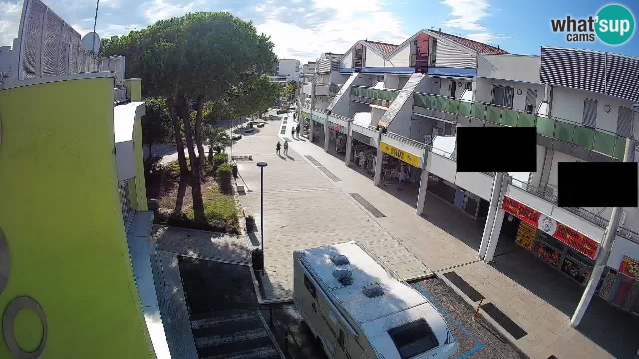Webcam Rue Commerçante de Bibione – Vue en direct