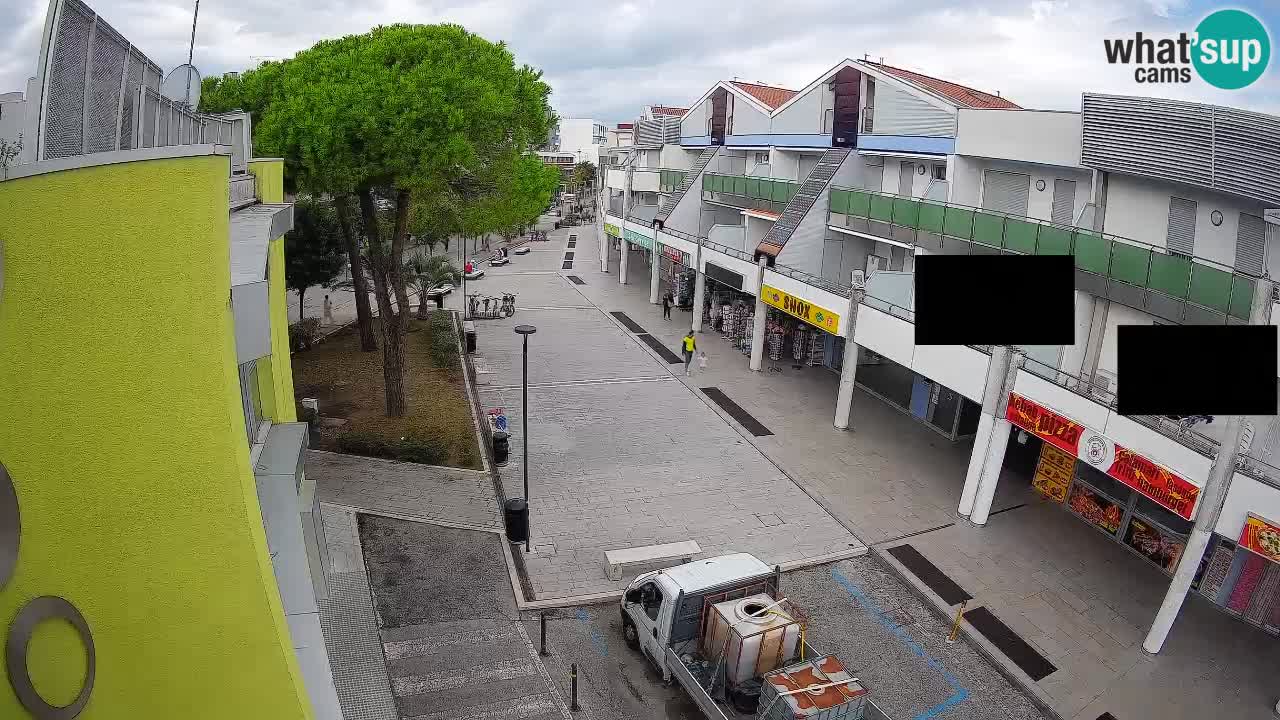 Bibione Shopping Street Webcam – Live View