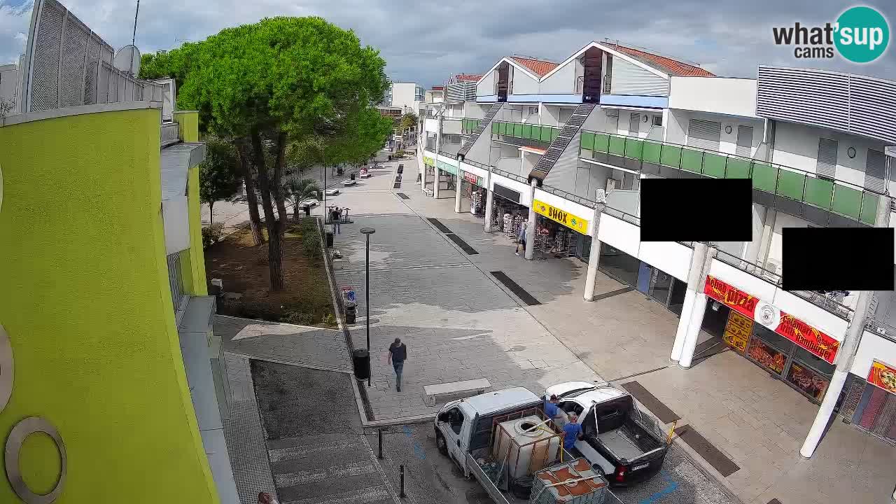 Bibione Shopping Street Webcam – Live View