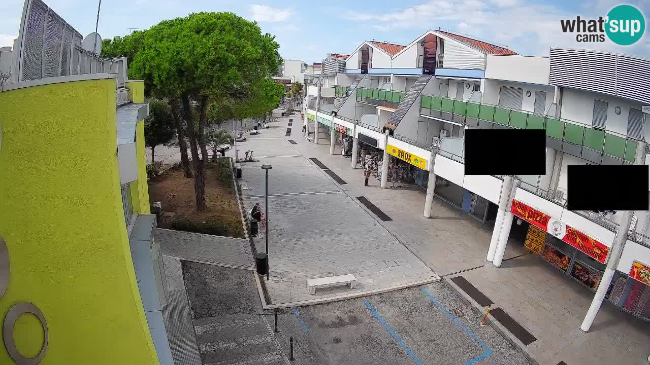 Bibione Shopping Street Webcam – Live View