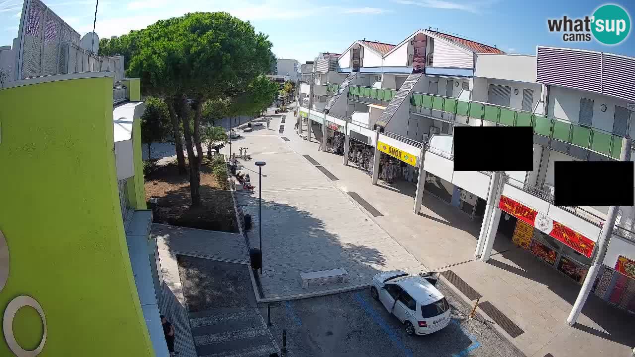Bibione Shopping Street Webcam – Live View