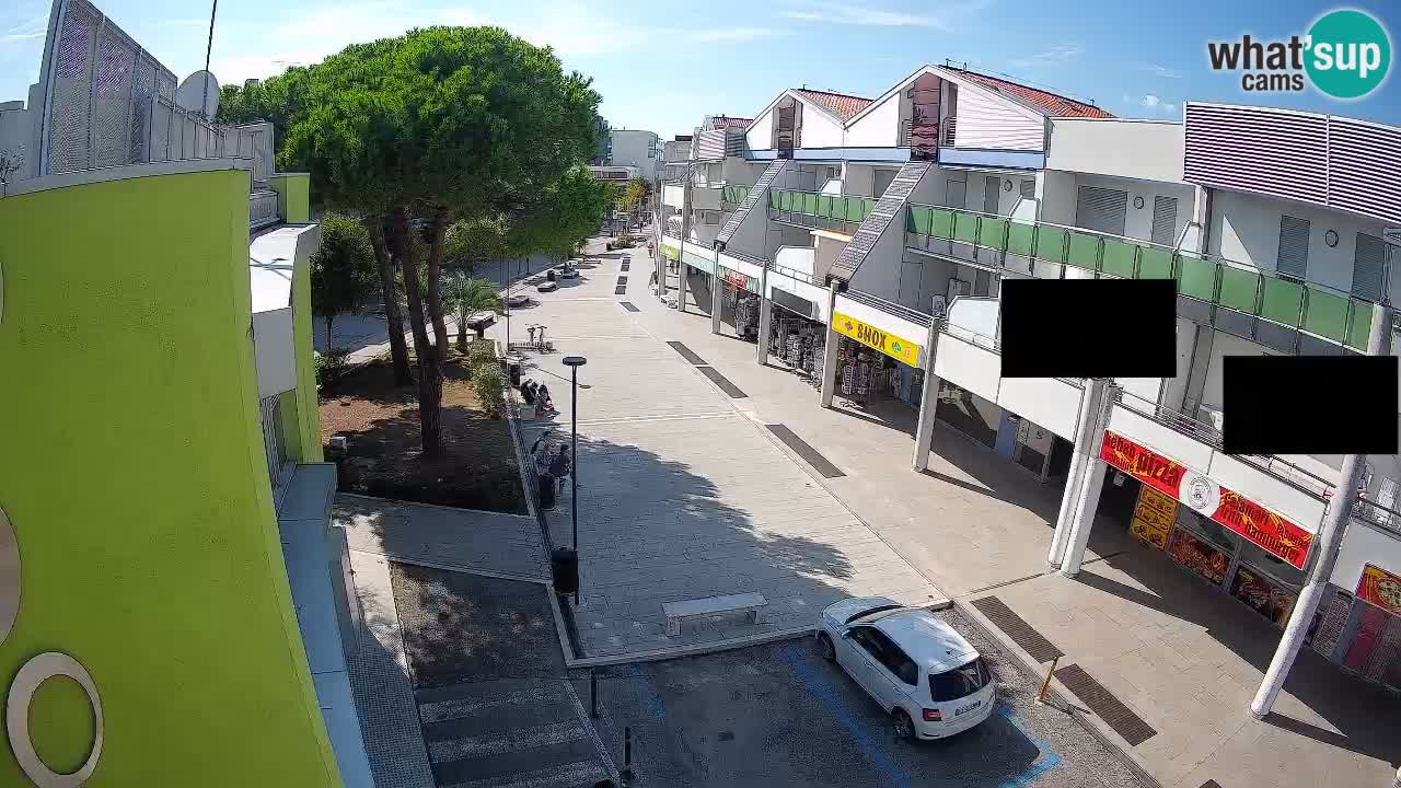 Bibione Shopping Street Webcam – Live View