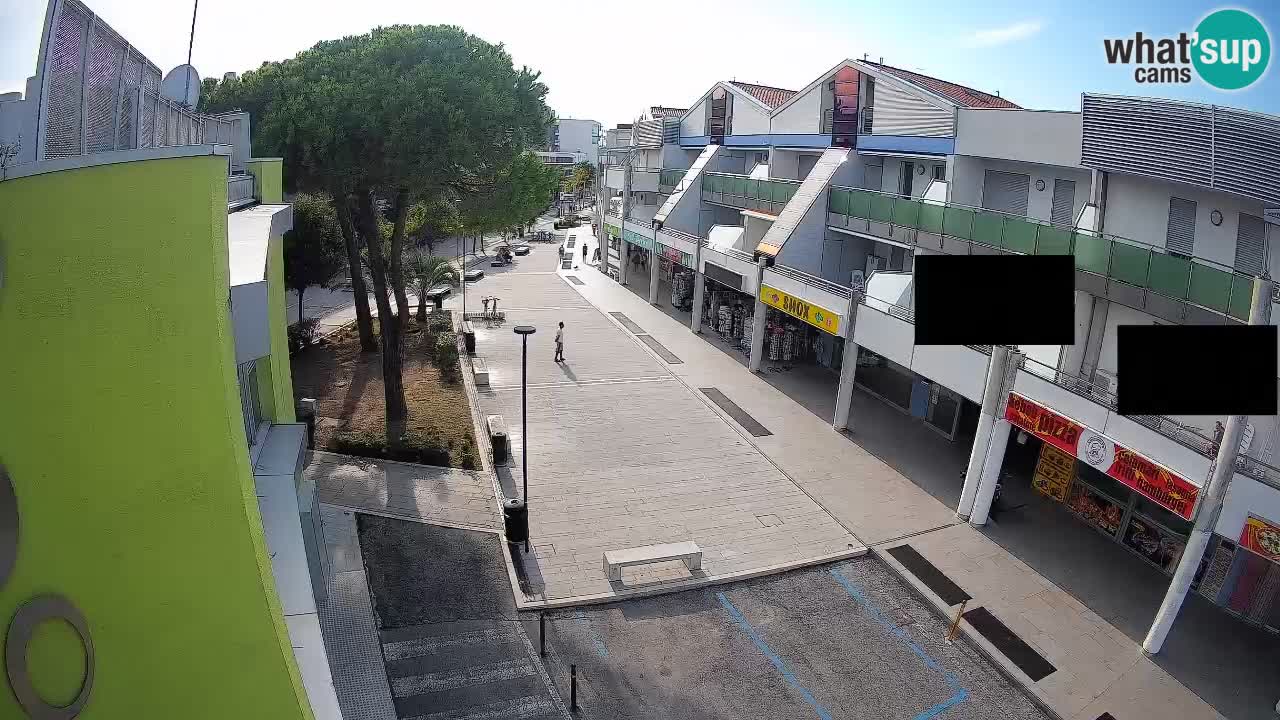 Spletna kamera Bibione Nakupovalna ulica – v živo