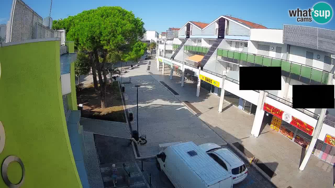 Bibione Shopping Street Webcam – Live View