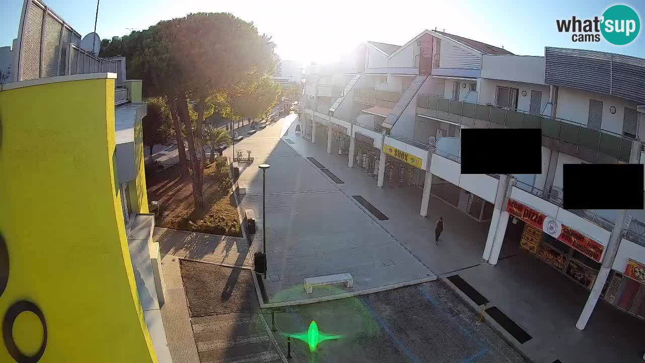 Webcam Via dello Shopping Bibione – Diretta Live