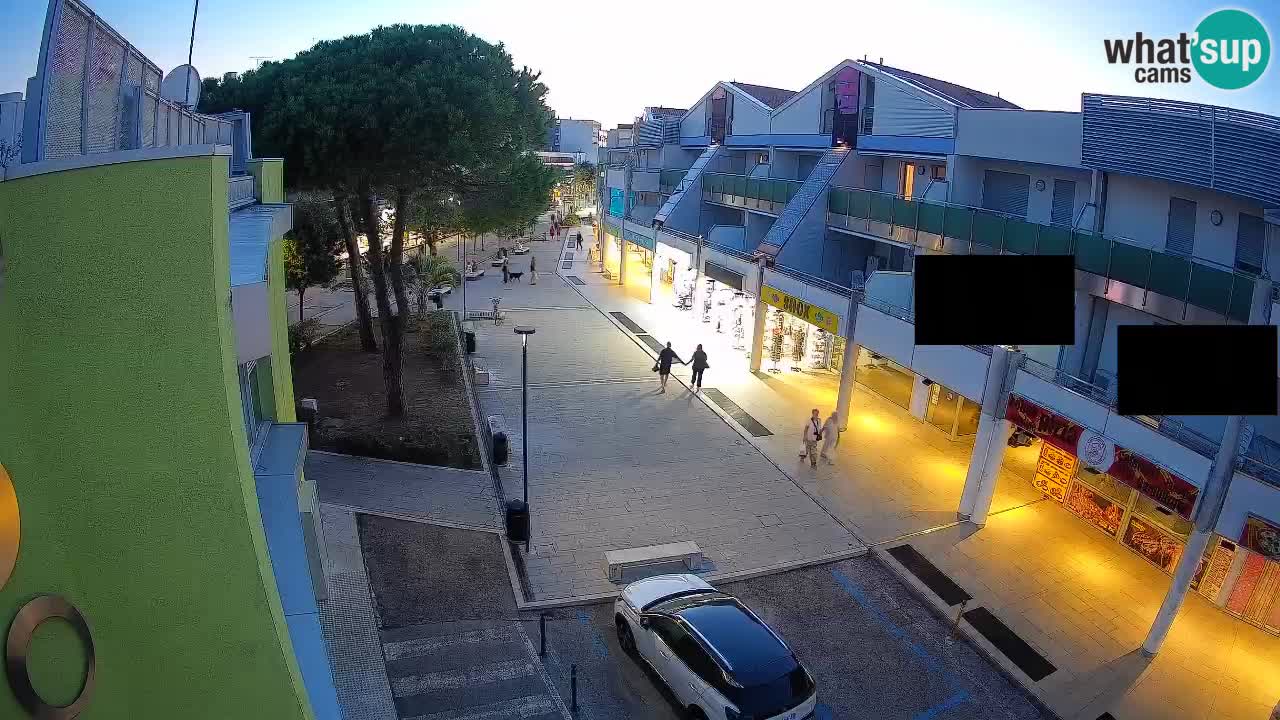 Webcam Rue Commerçante de Bibione – Vue en direct