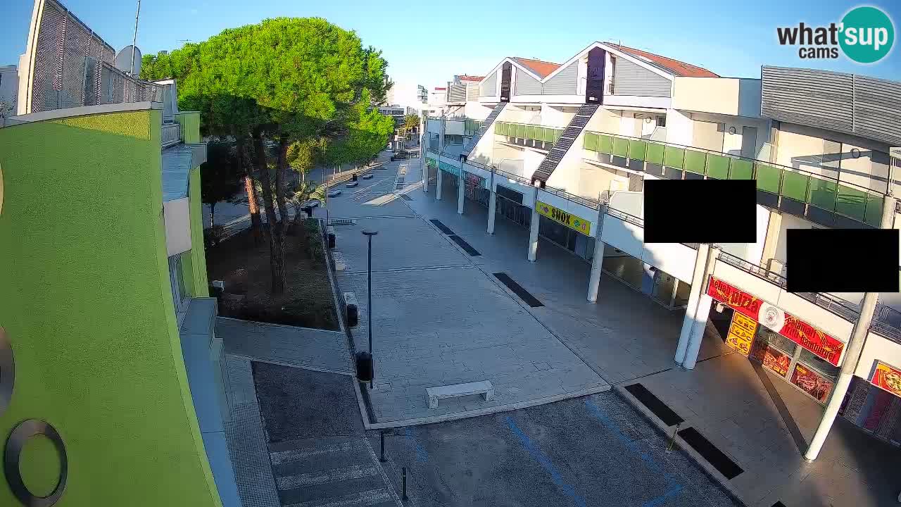 Bibione Shopping Street Webcam – Live View