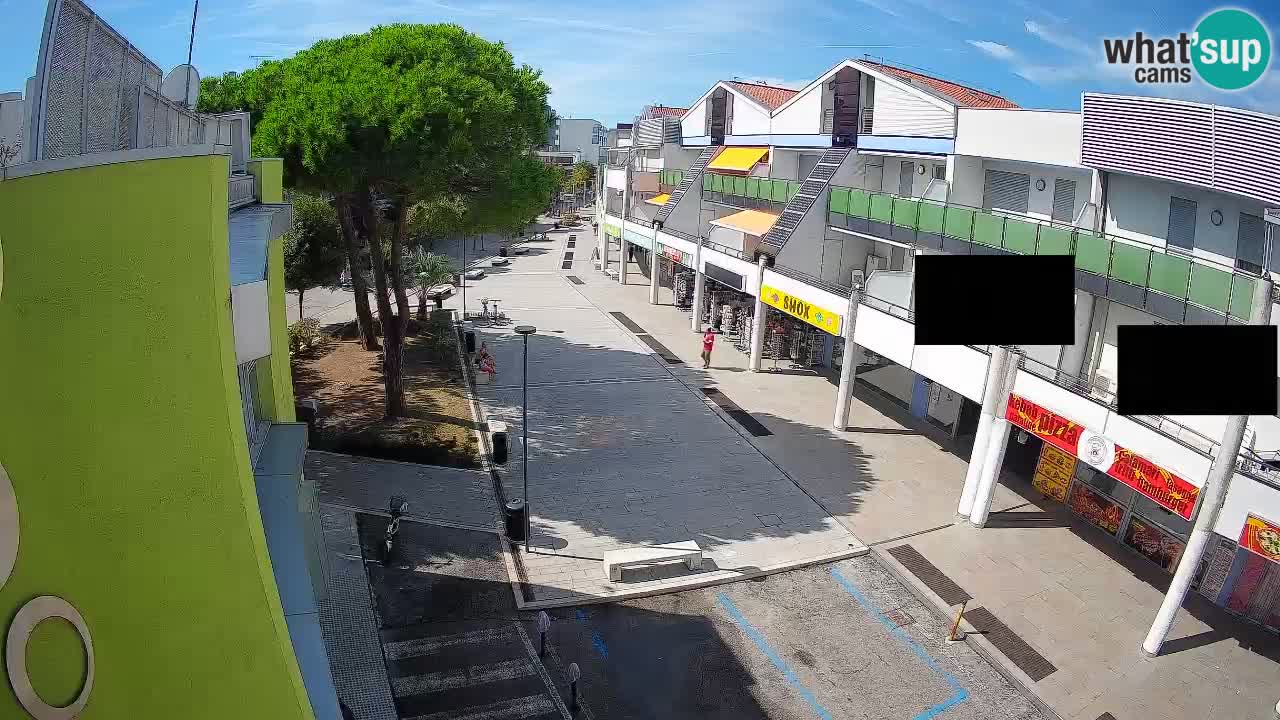 Bibione Shopping Street Webcam – Live View