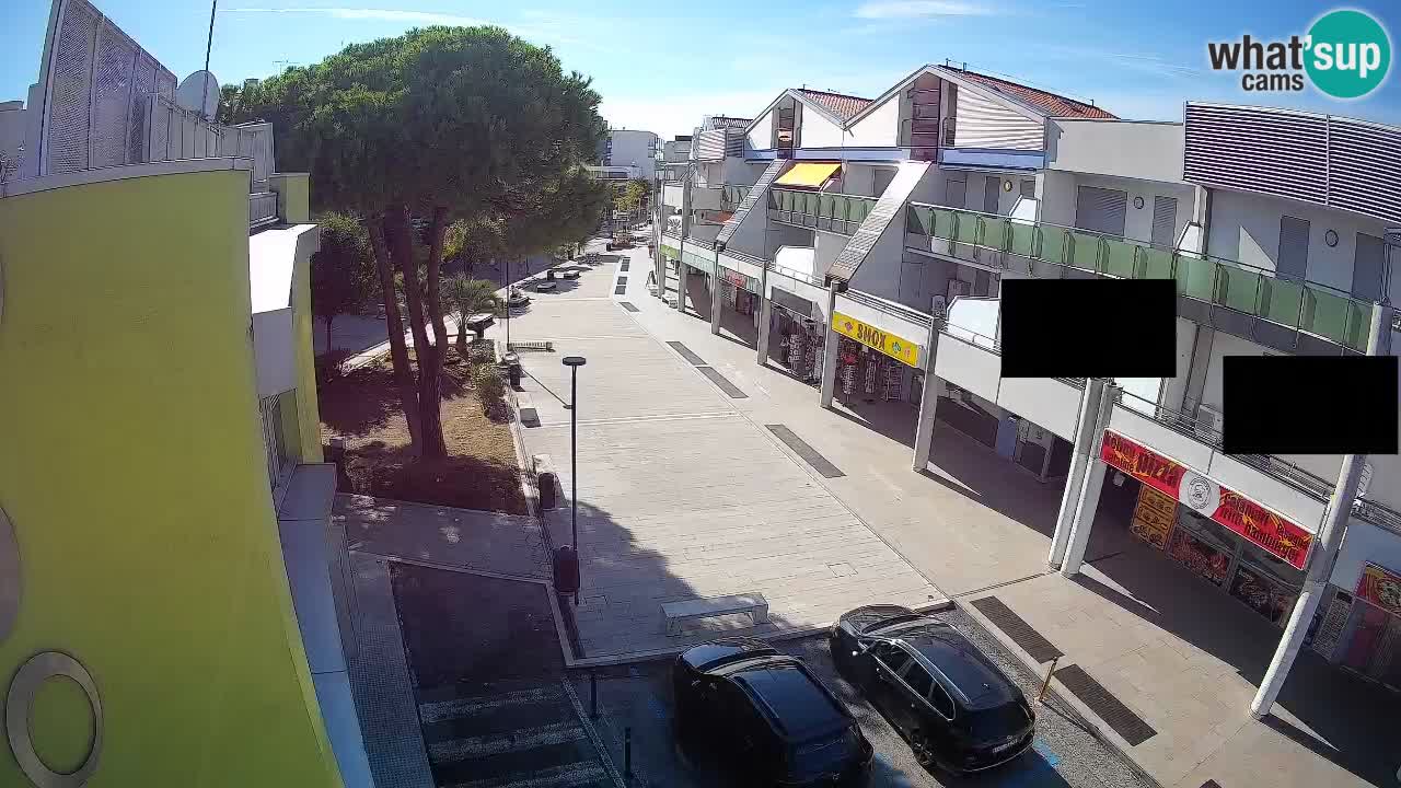 Bibione Shopping Street Webcam – Live View