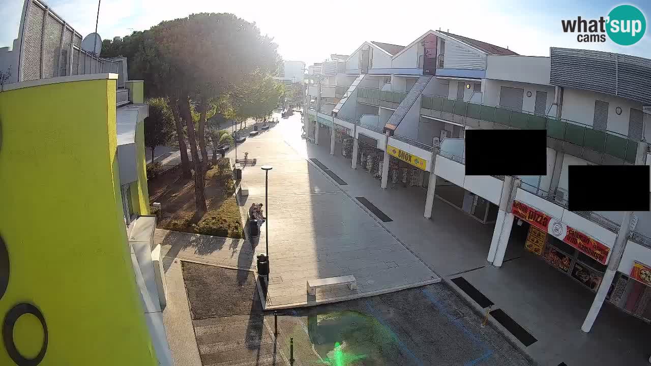 Webcam Rue Commerçante de Bibione – Vue en direct