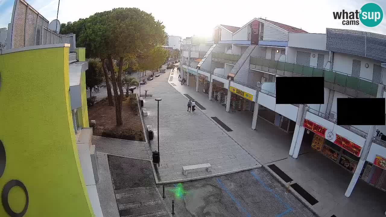 Webcam Calle Comercial de Bibione – En Directo