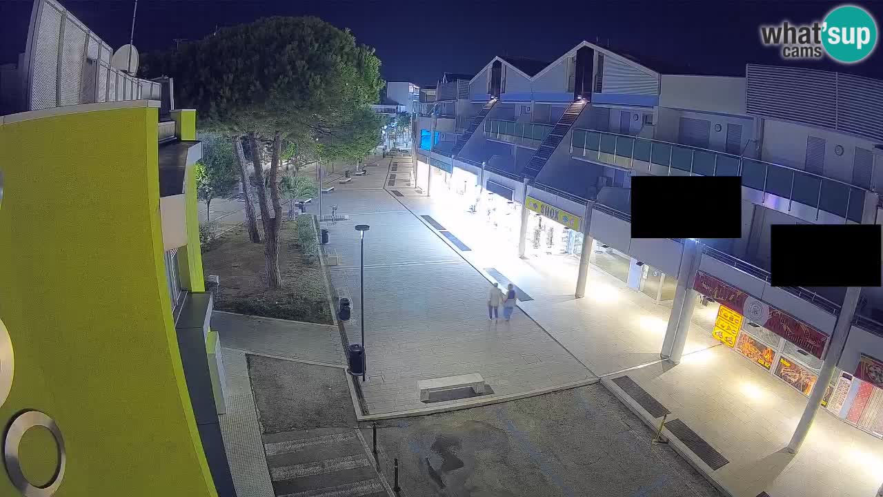 Bibione Shopping Street Webcam – Live View