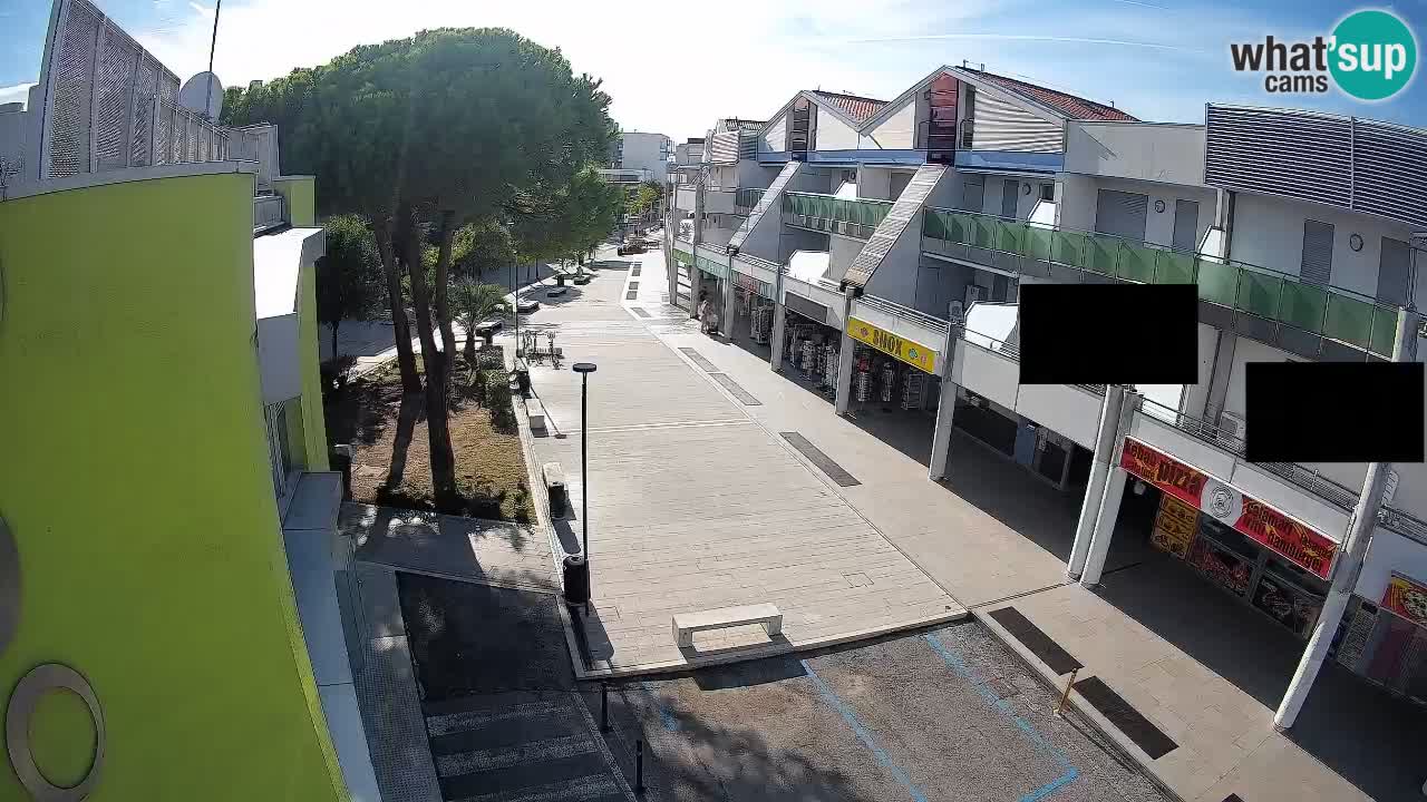 Bibione Shopping Street Webcam – Live View