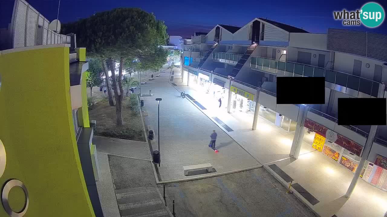 Webcam Via dello Shopping Bibione – Diretta Live