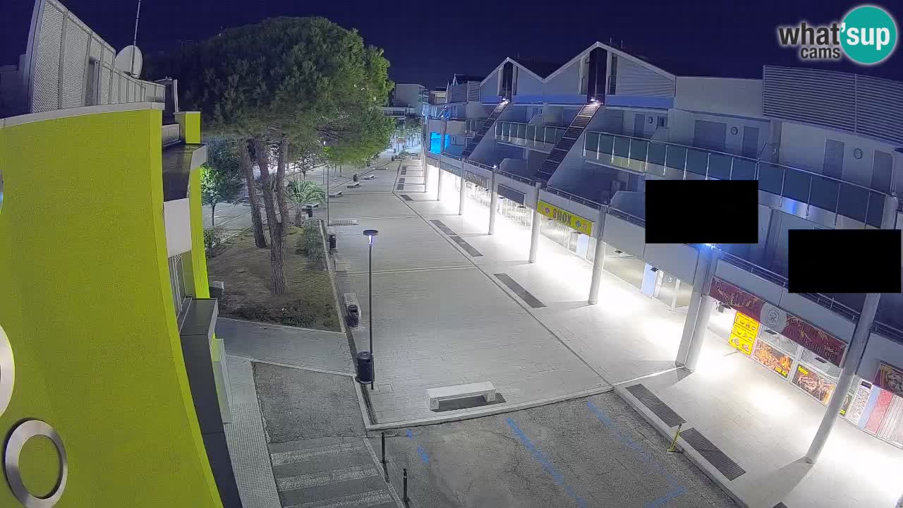 Spletna kamera Bibione Nakupovalna ulica – v živo