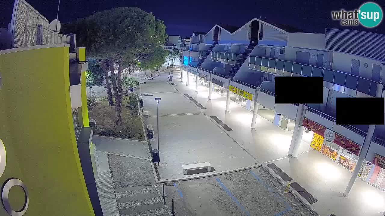 Bibione Shopping Street Webcam – Live View