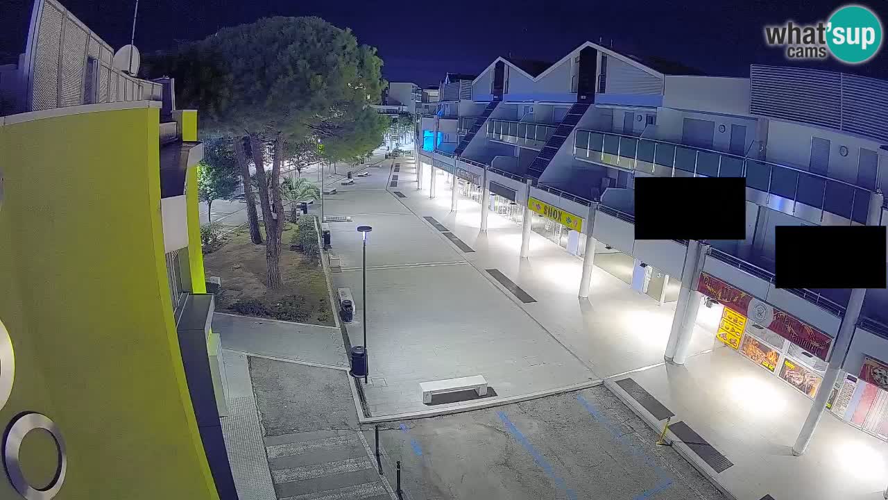 Bibione Shopping Street Webcam – Live View