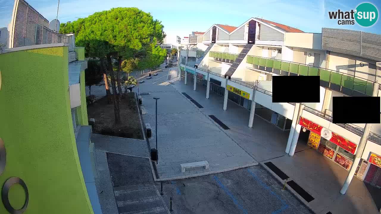 Webcam Rue Commerçante de Bibione – Vue en direct