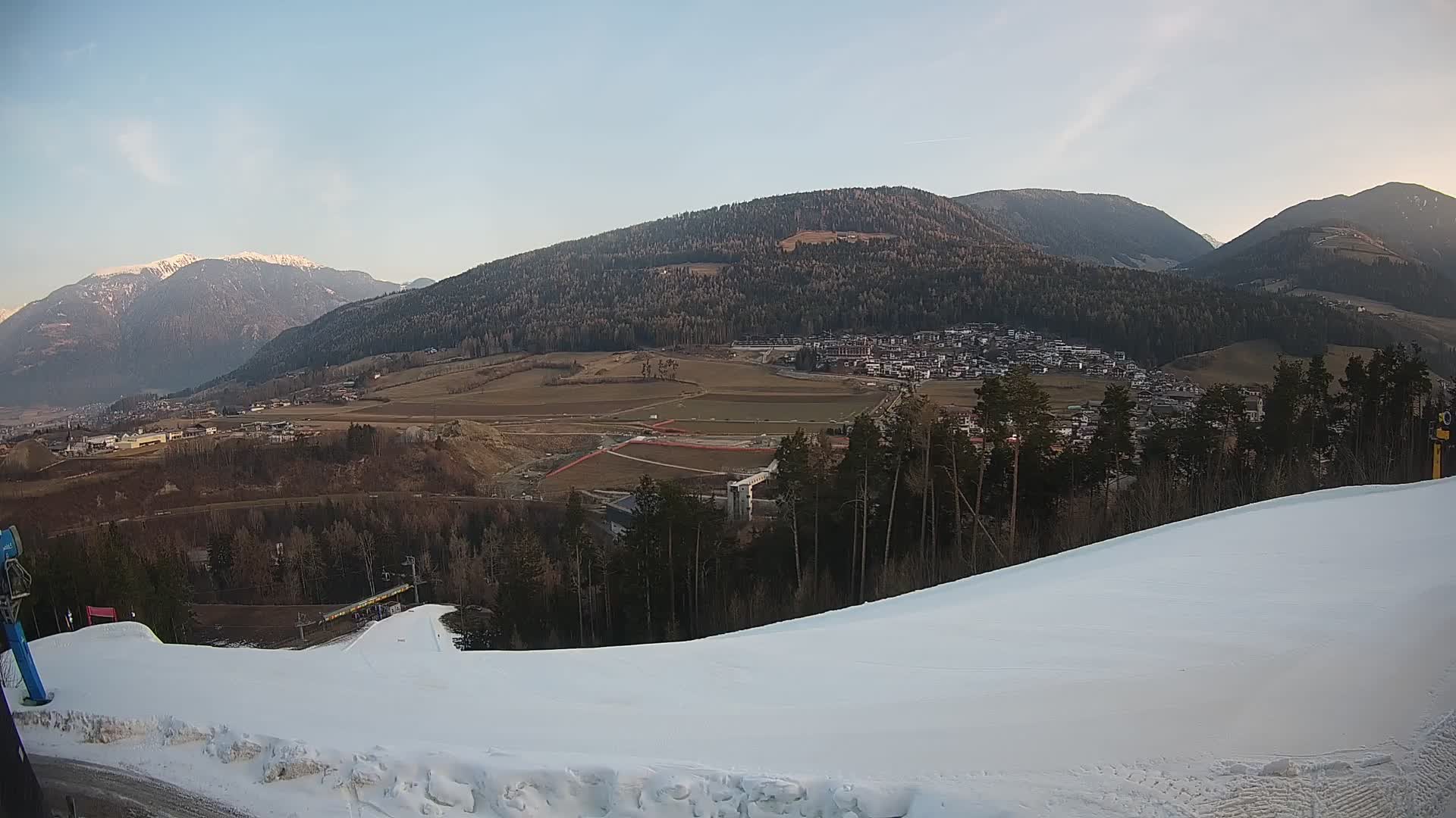 Spletna kamera Ried – Pogled na Percha | Kronplatz