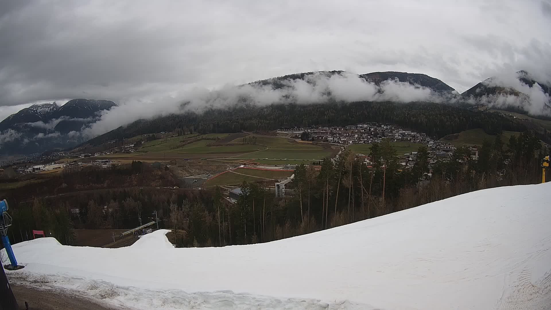 Spletna kamera Ried – Pogled na Percha | Kronplatz