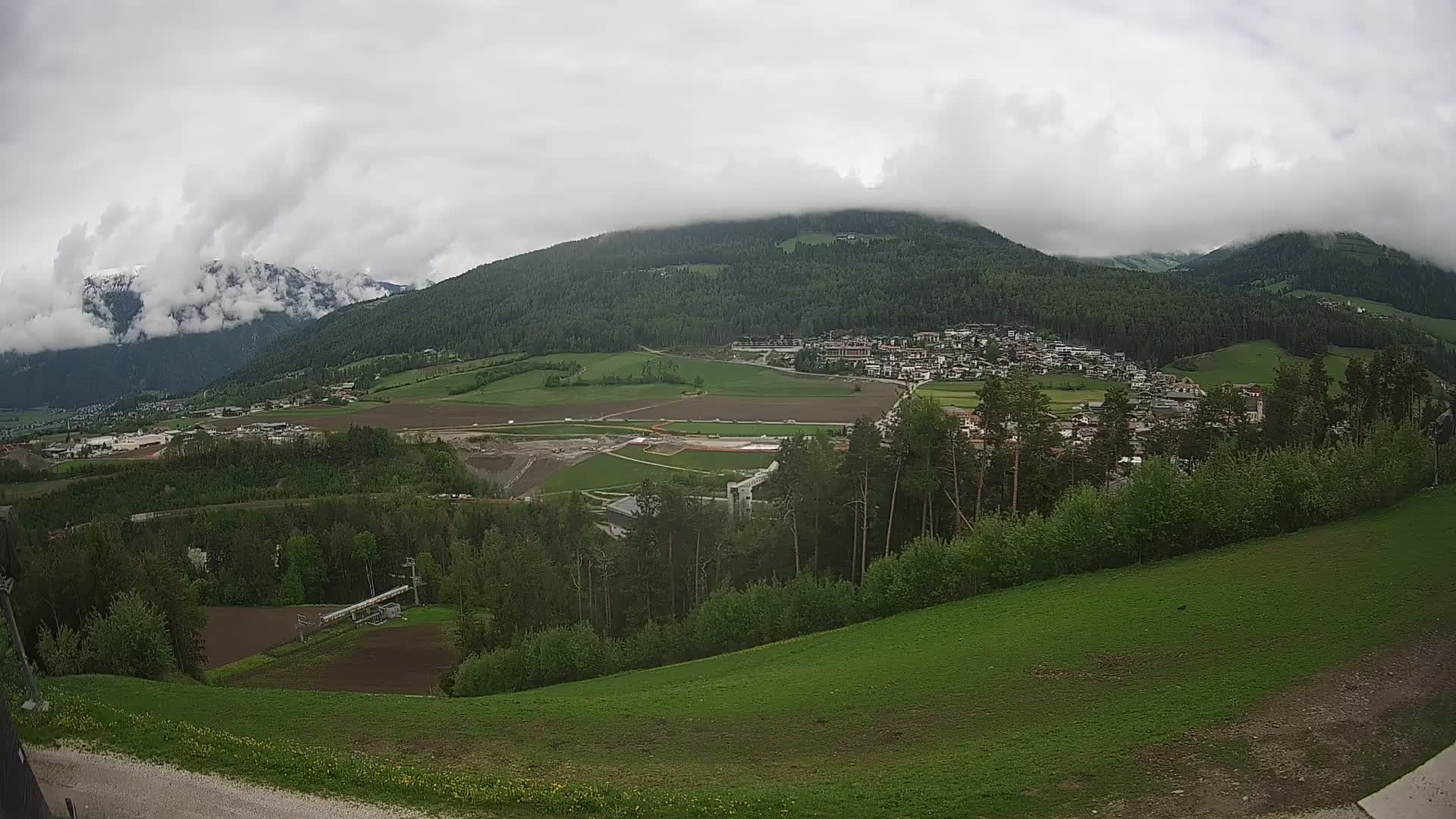 Spletna kamera Ried – Pogled na Percha | Kronplatz