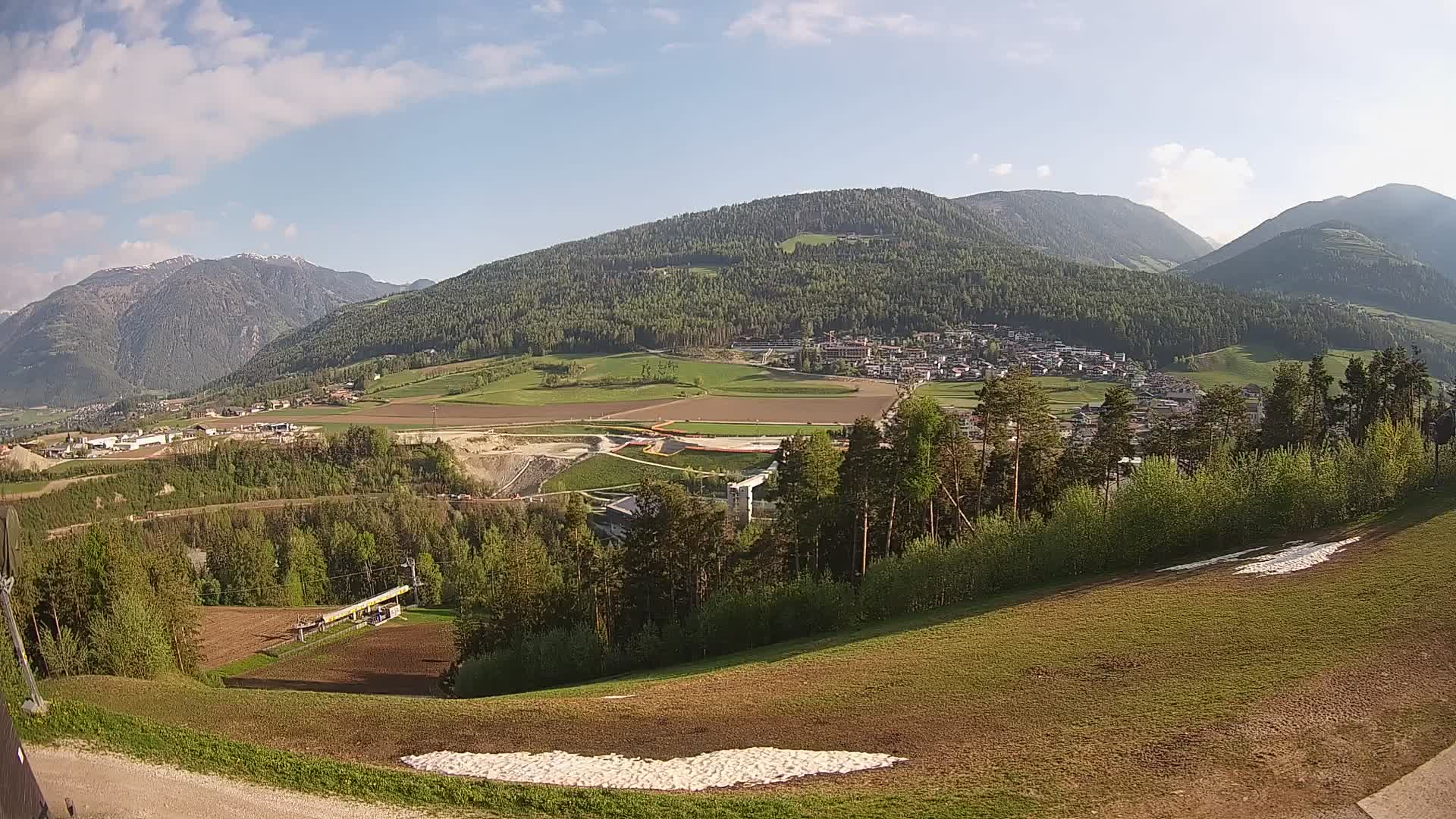 Spletna kamera Ried – Pogled na Percha | Kronplatz