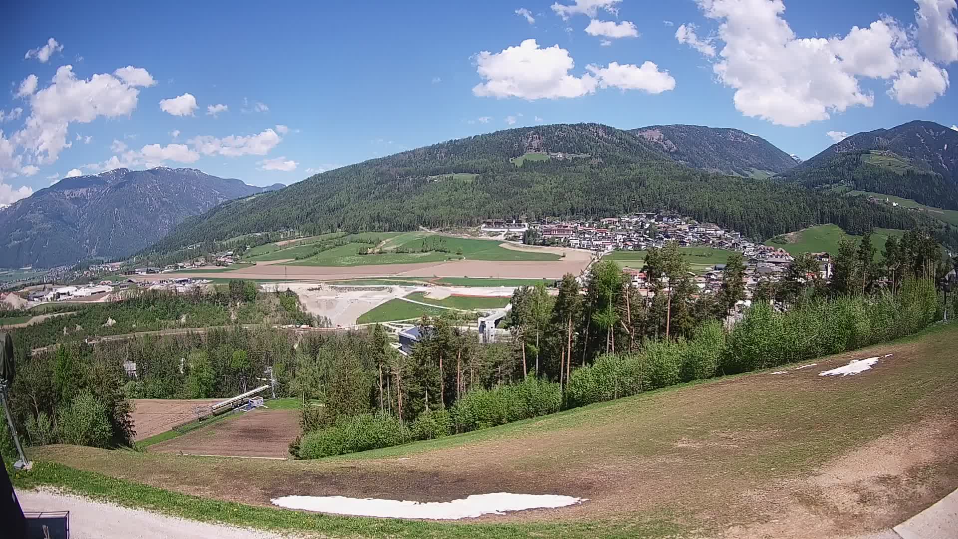 Spletna kamera Ried – Pogled na Percha | Kronplatz