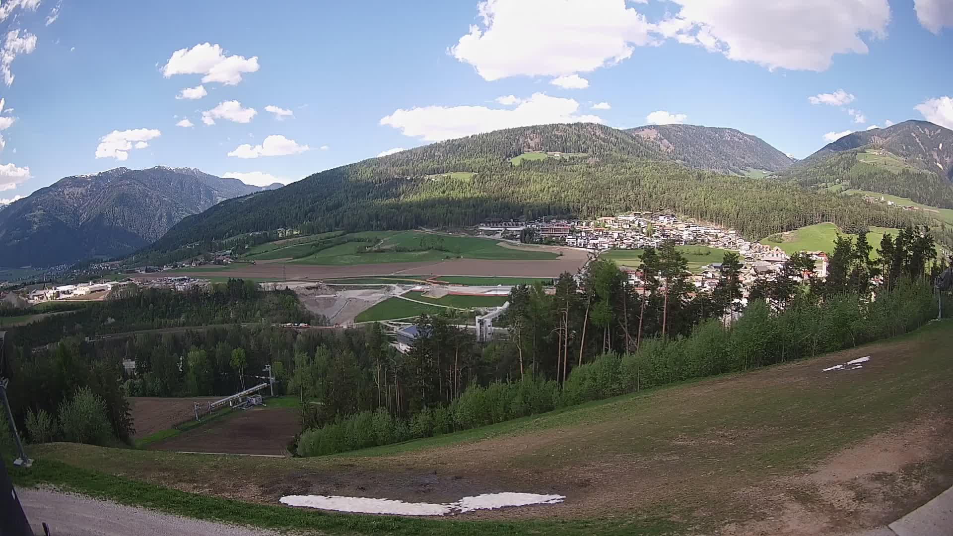 Spletna kamera Ried – Pogled na Percha | Kronplatz