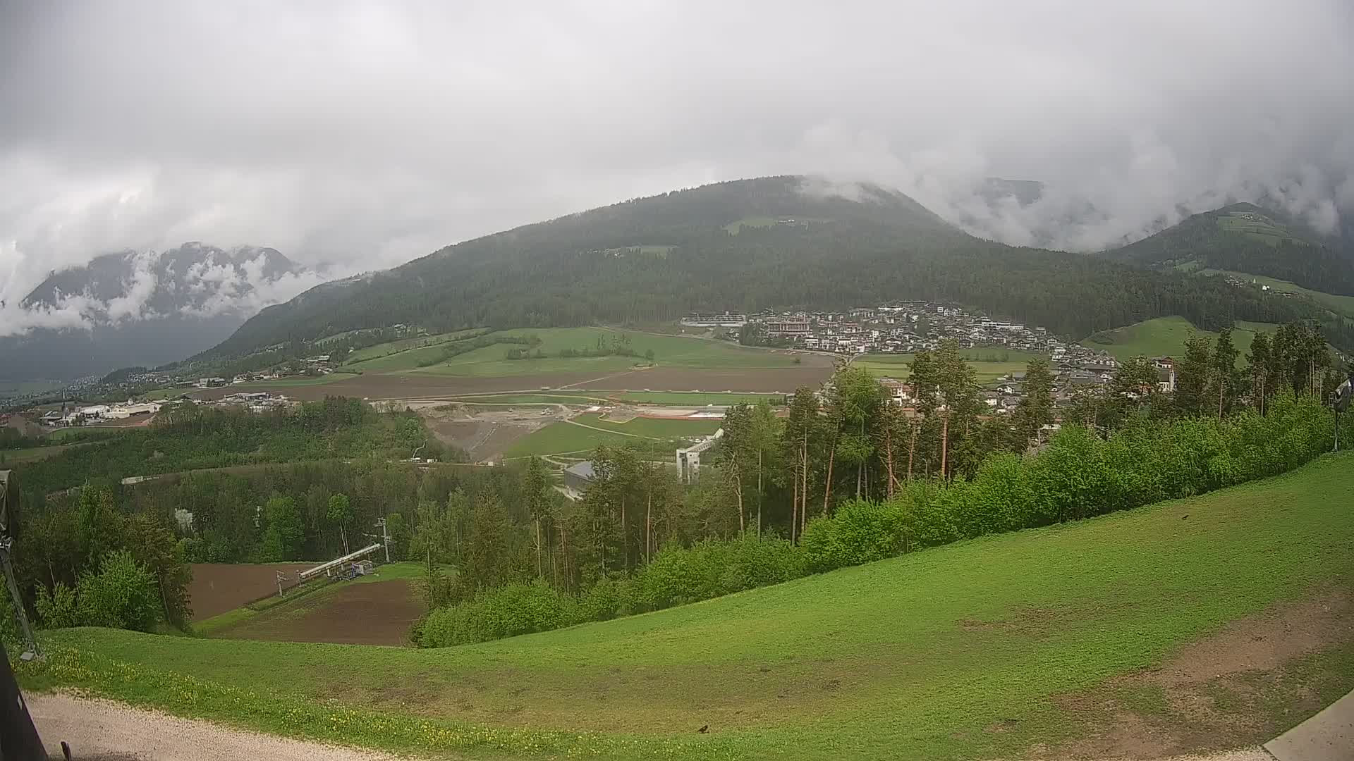 Spletna kamera Ried – Pogled na Percha | Kronplatz