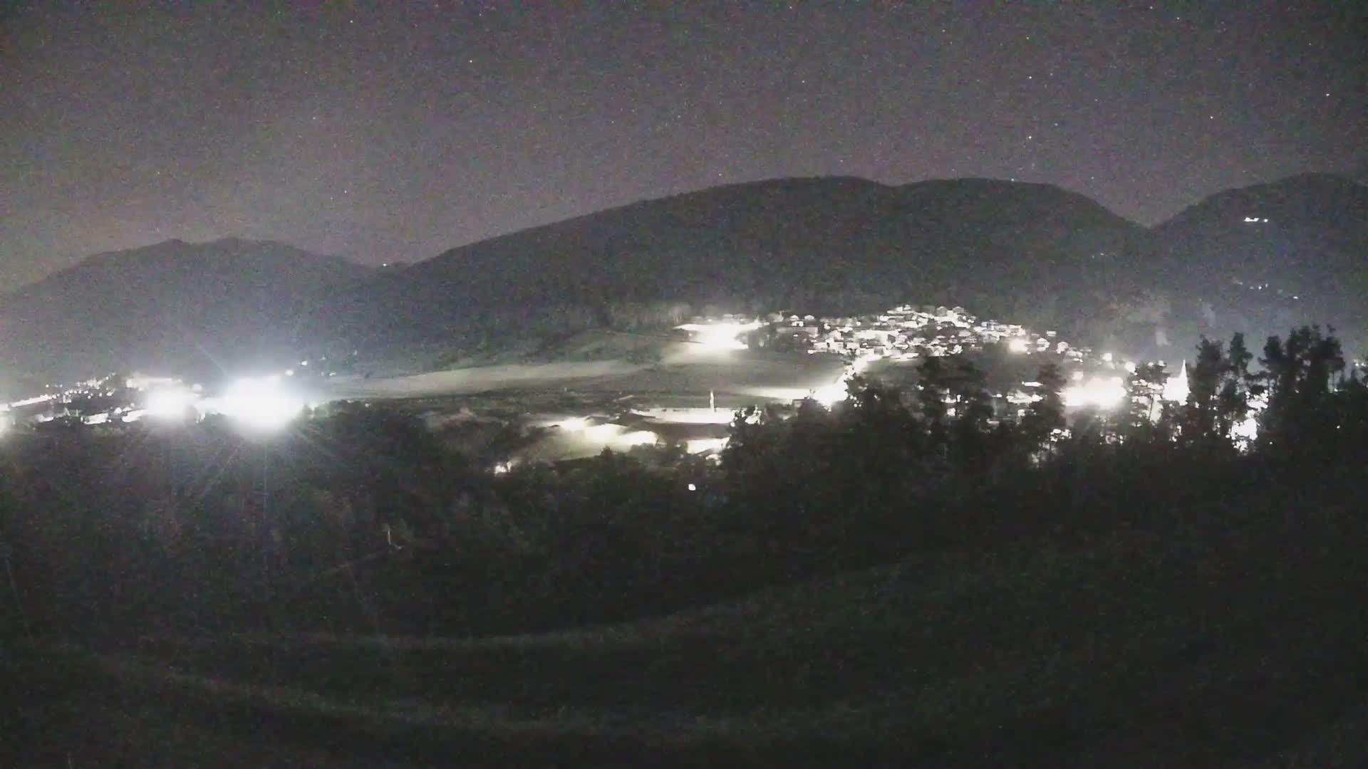 Spletna kamera Ried – Pogled na Percha | Kronplatz