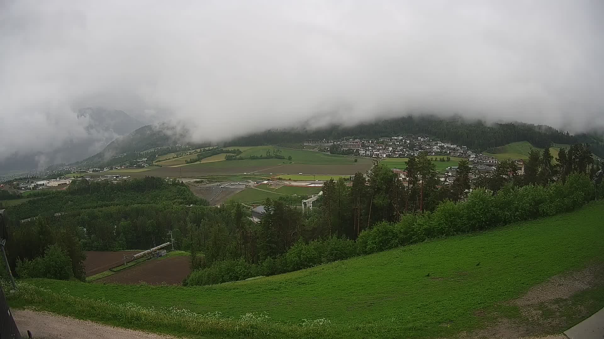 Spletna kamera Ried – Pogled na Percha | Kronplatz