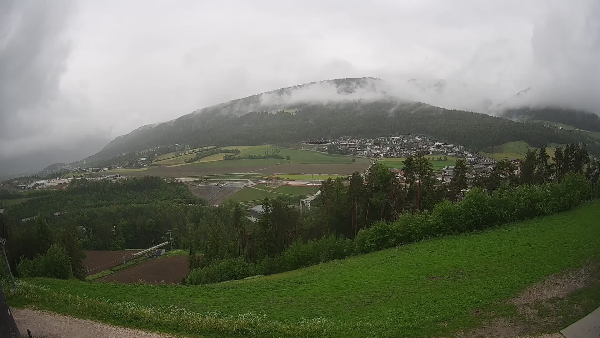 Spletna kamera Ried – Pogled na Percha | Kronplatz