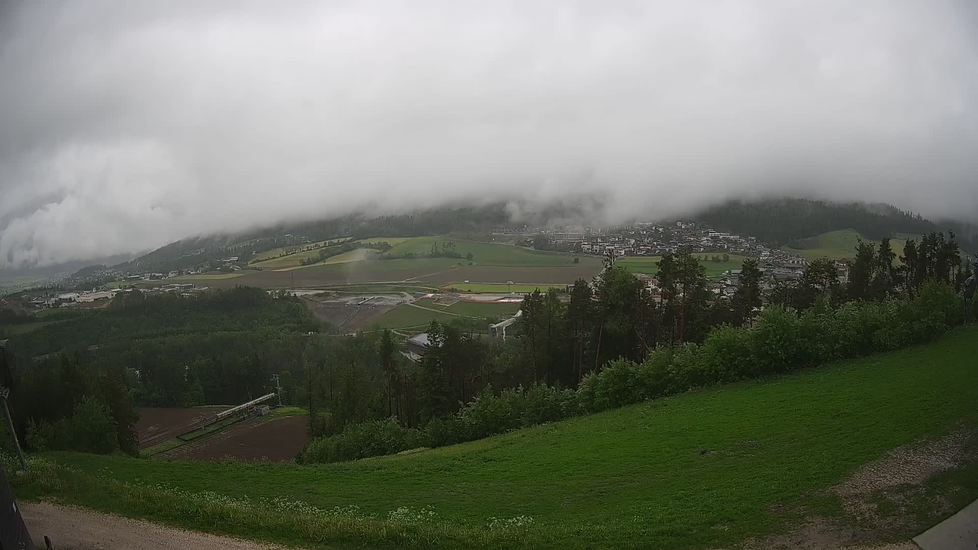 Spletna kamera Ried – Pogled na Percha | Kronplatz