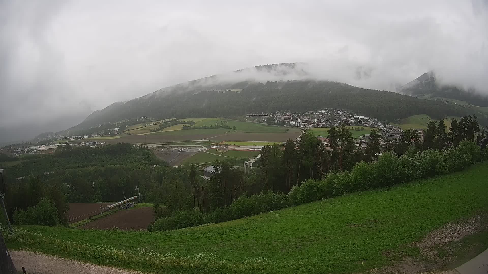 Spletna kamera Ried – Pogled na Percha | Kronplatz