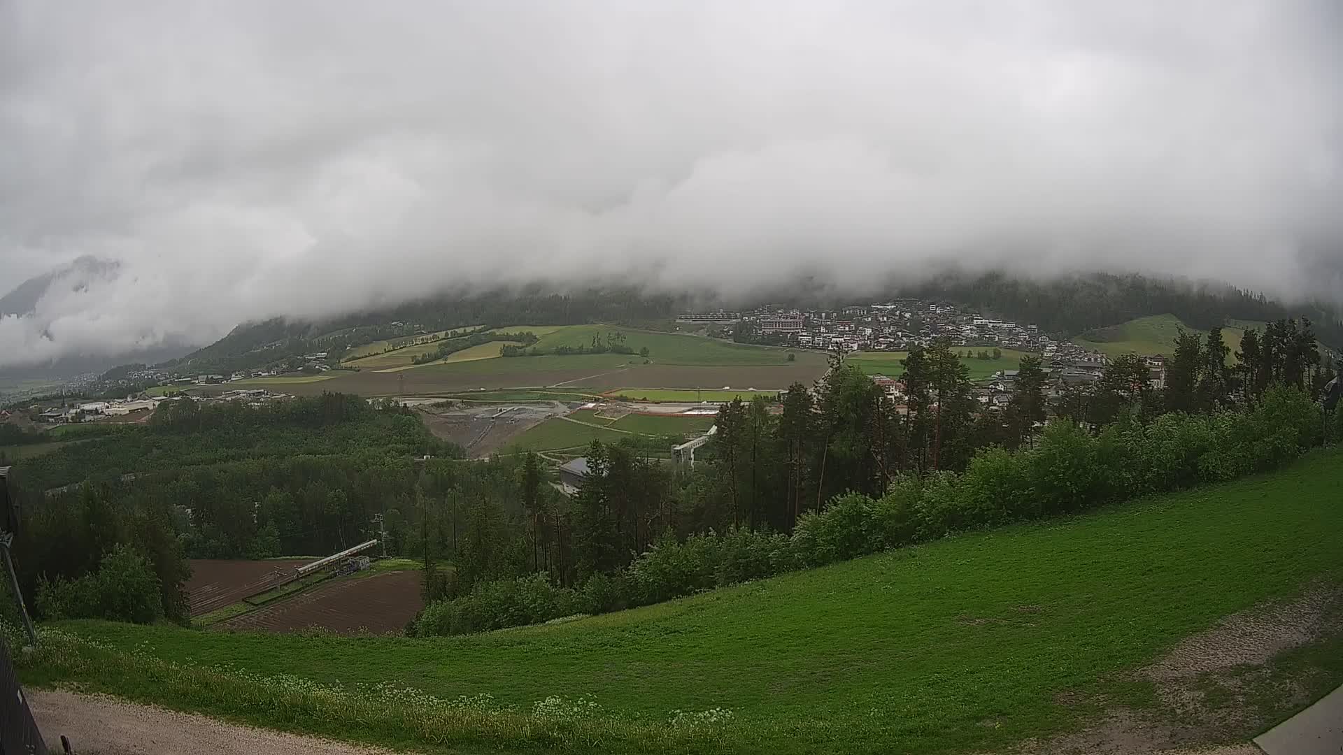 Spletna kamera Ried – Pogled na Percha | Kronplatz