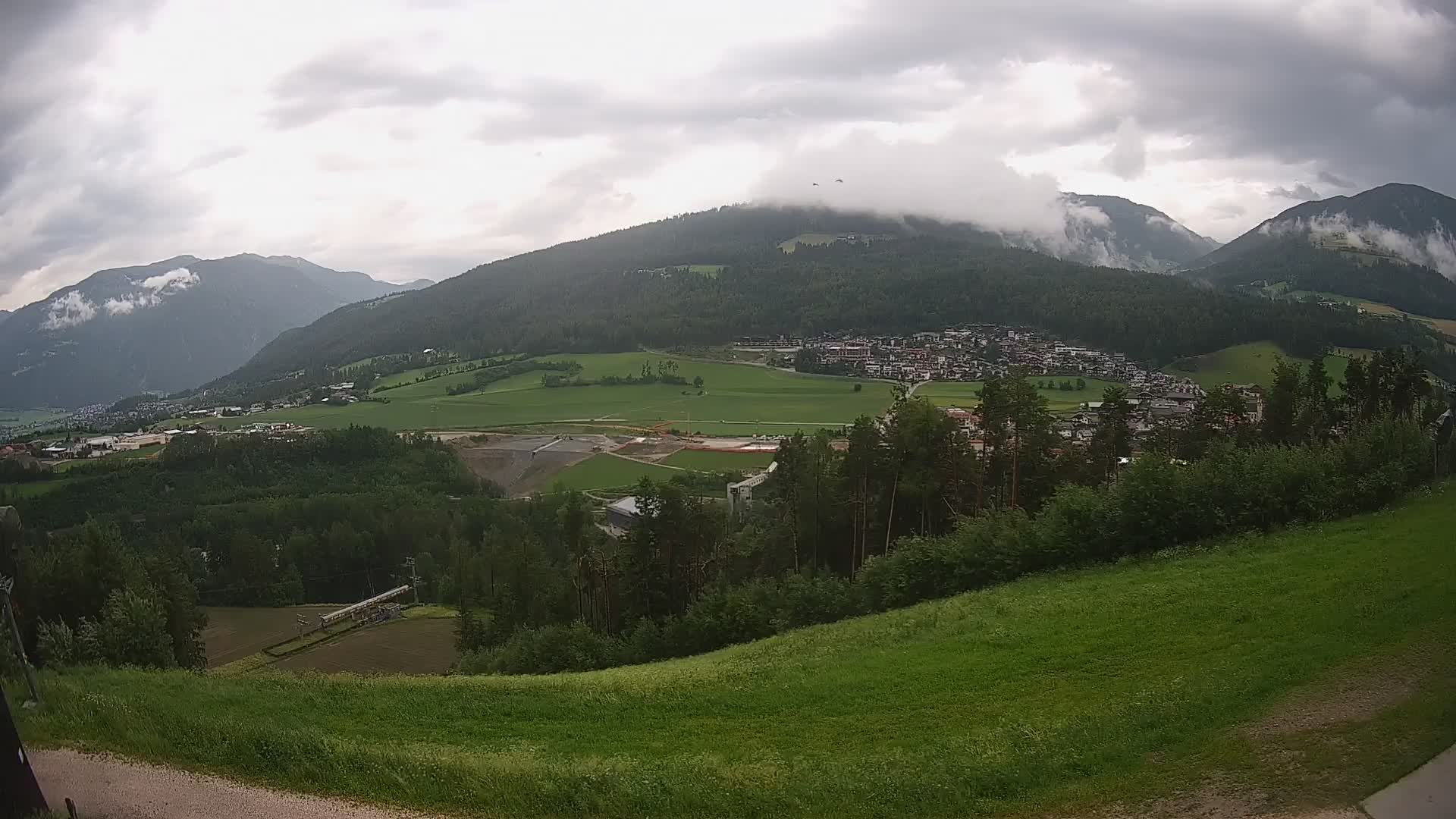 Spletna kamera Ried – Pogled na Percha | Kronplatz