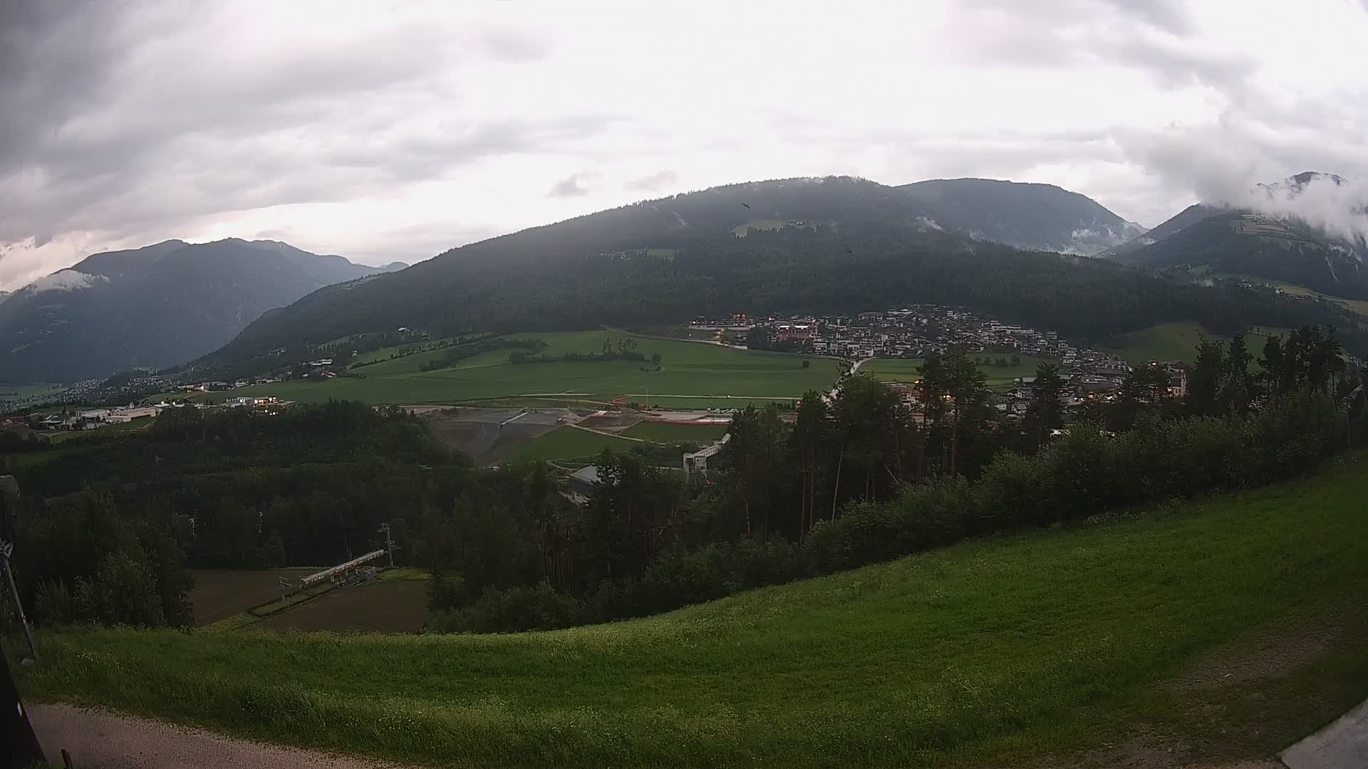 Spletna kamera Ried – Pogled na Percha | Kronplatz
