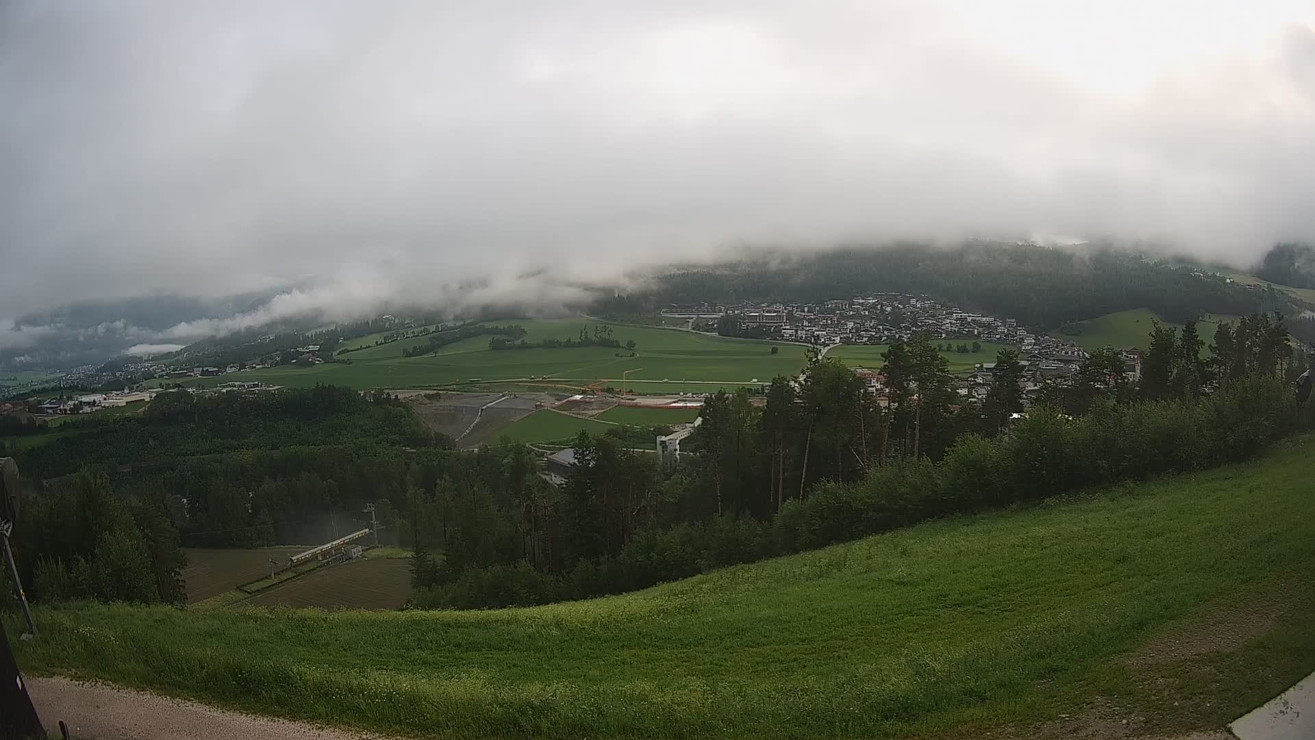 Spletna kamera Ried – Pogled na Percha | Kronplatz