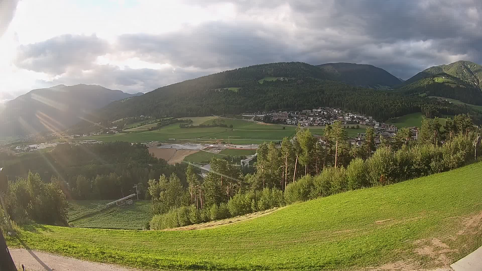 Spletna kamera Ried – Pogled na Percha | Kronplatz