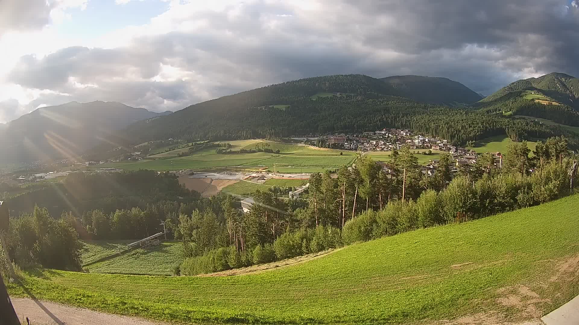 Spletna kamera Ried – Pogled na Percha | Kronplatz