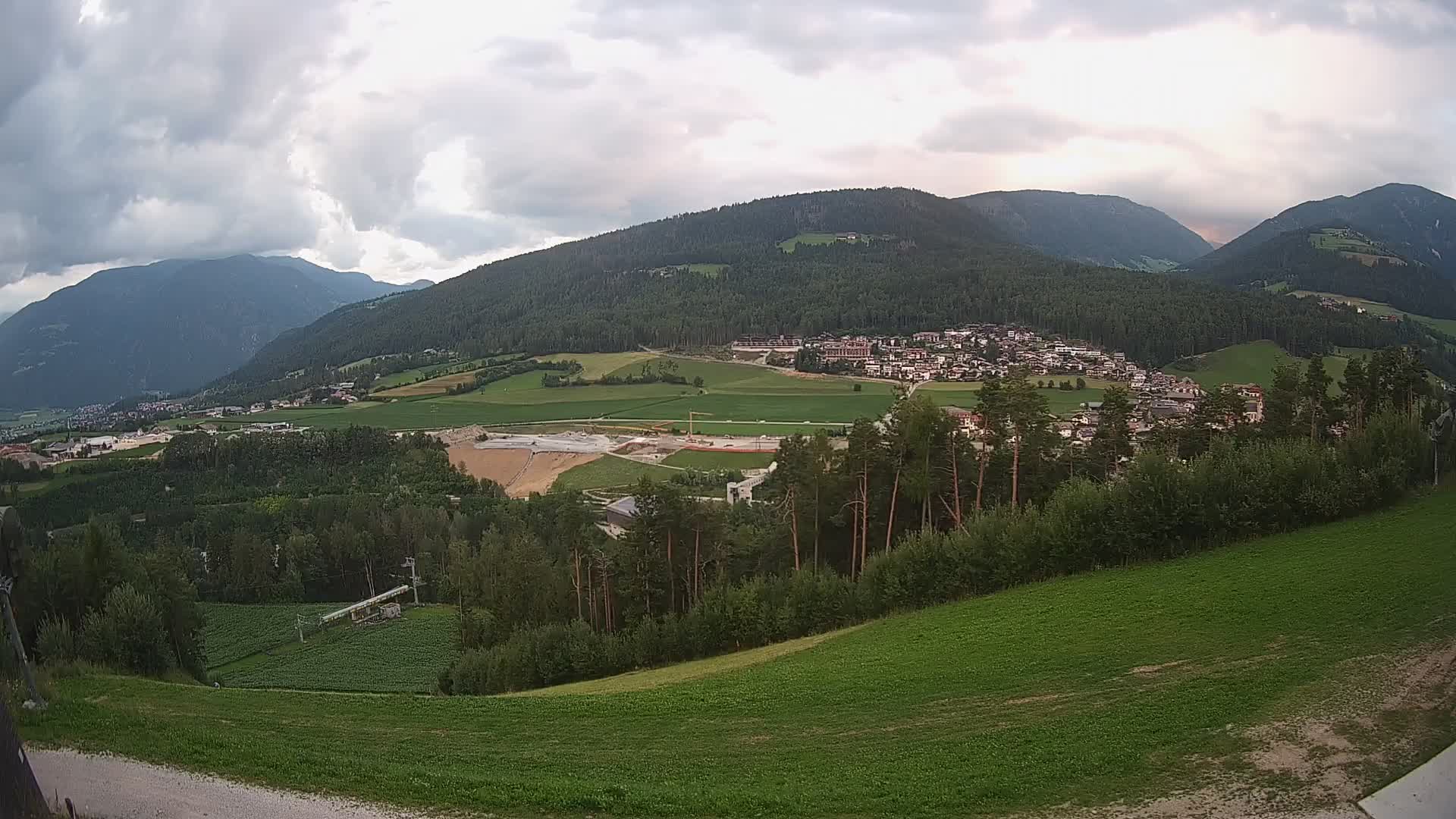 Spletna kamera Ried – Pogled na Percha | Kronplatz